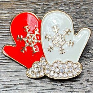 Christmas Mittens Pin